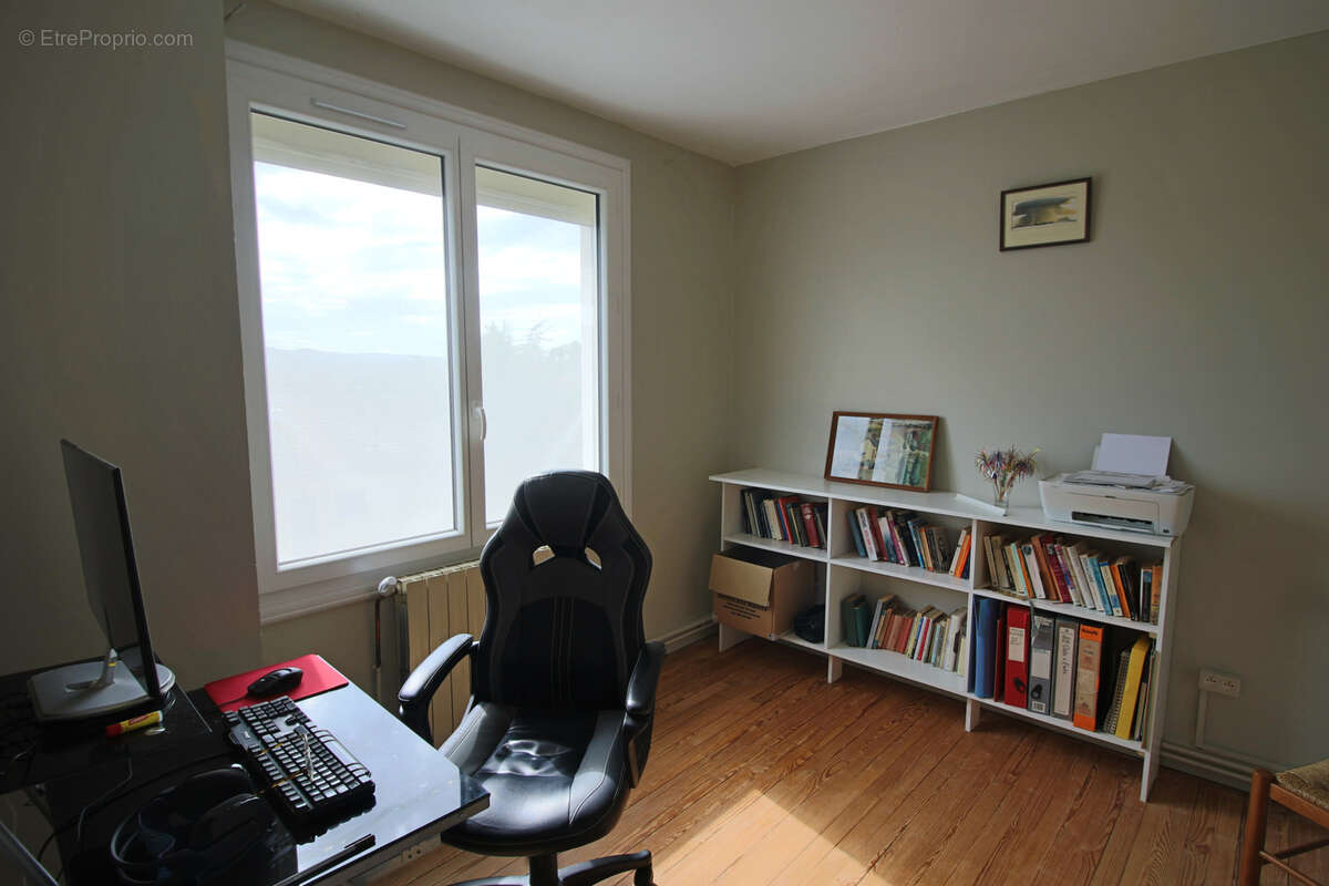 Maison à PUY-L&#039;EVEQUE