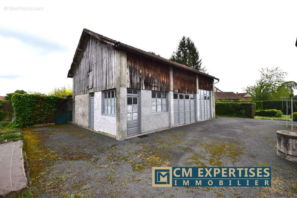 Maison à SAINT-ASTIER