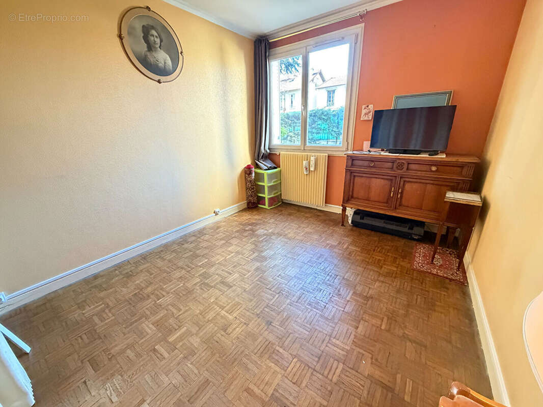 Appartement à COLOMBES