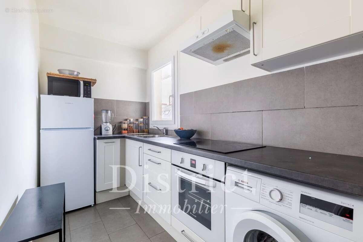 Appartement à PARIS-15E