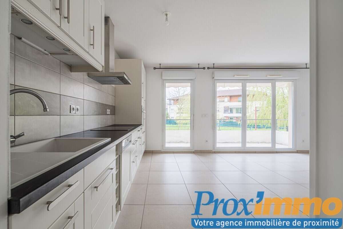 Appartement à LA BUISSE