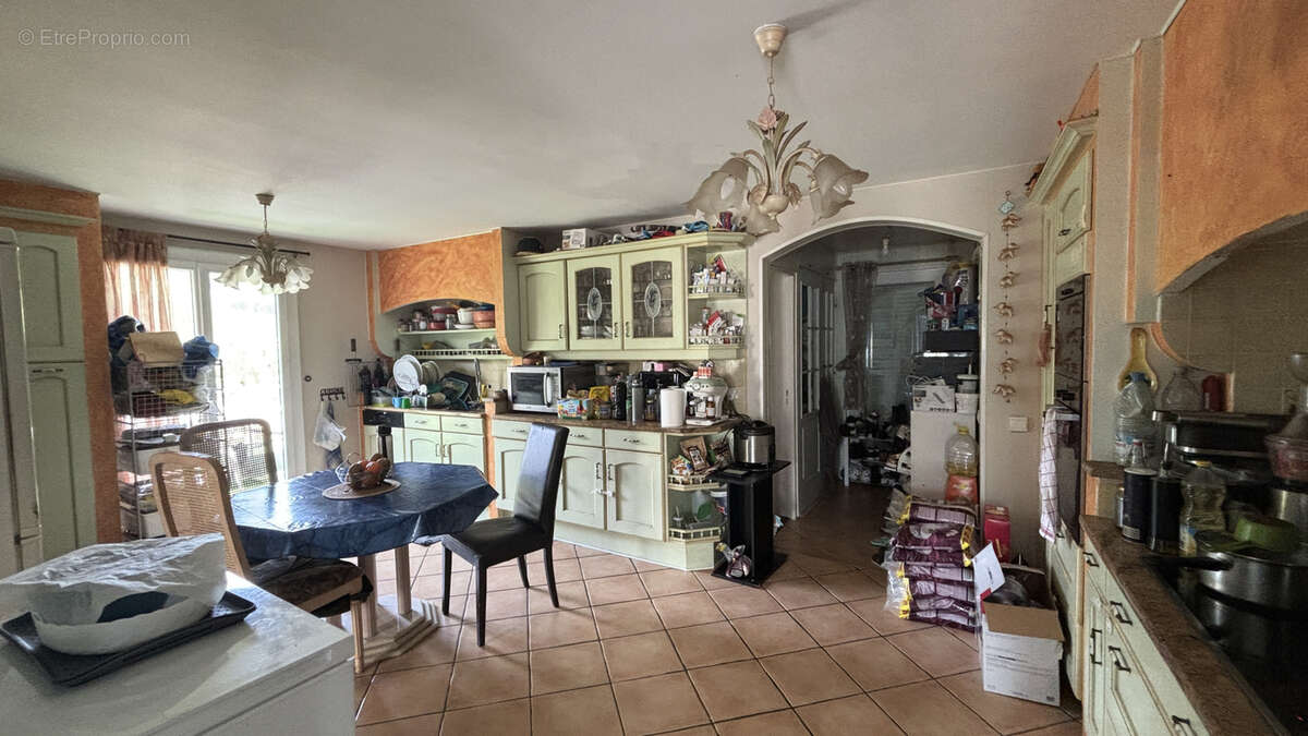 Maison à VETRAZ-MONTHOUX