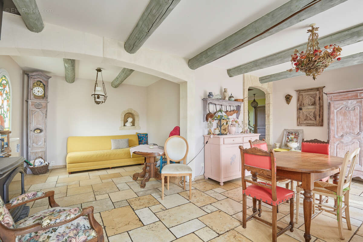 Maison à MALLEMORT