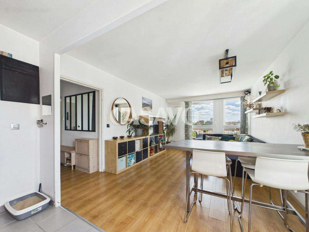 Vente Appartement 4 pièces de 77m² - 69100 Villeurbanne - photo 6