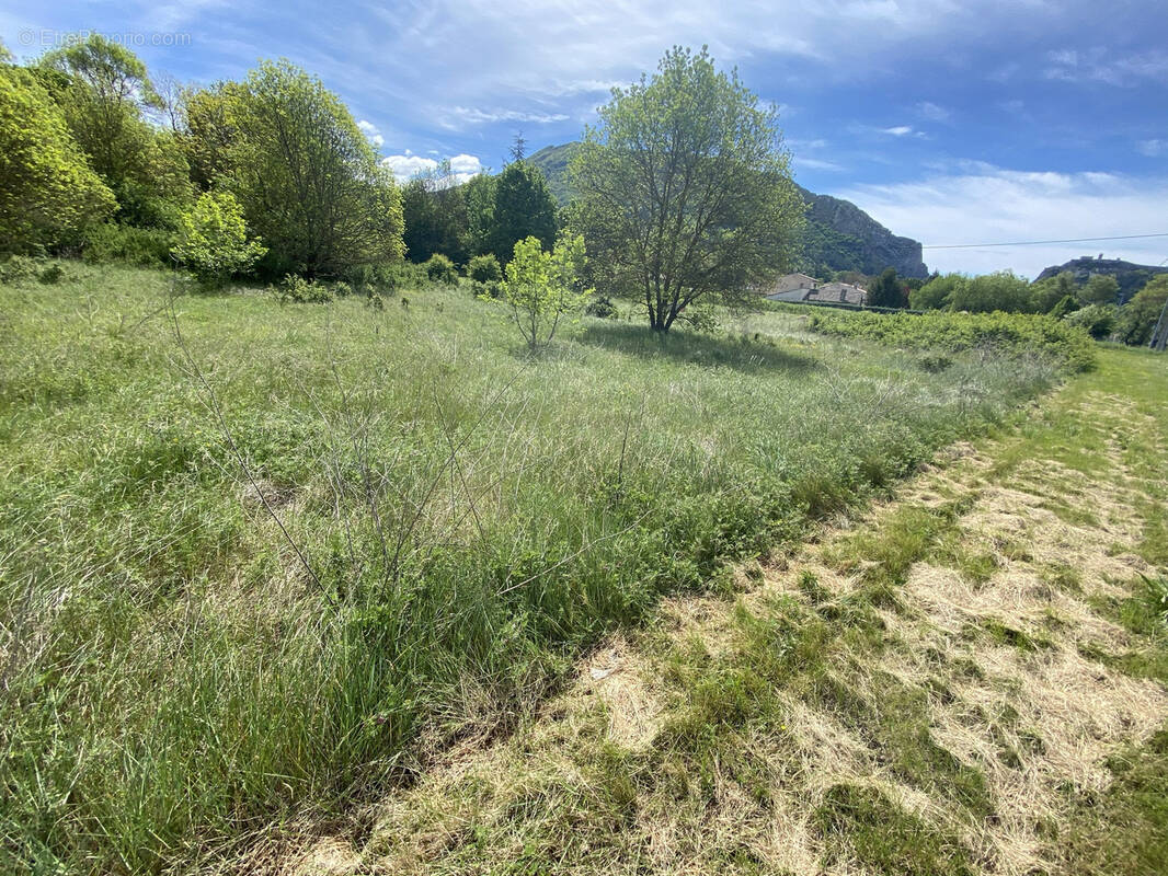 Terrain à SISTERON