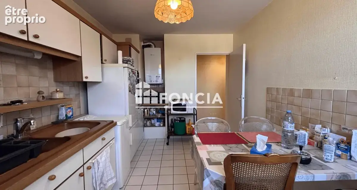 Superbe f4 de 83 m² - quartier dynamique / rue du 11 novembre - photo 6