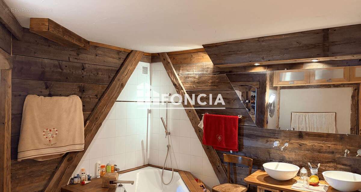 Appartement à ARACHES-LA-FRASSE