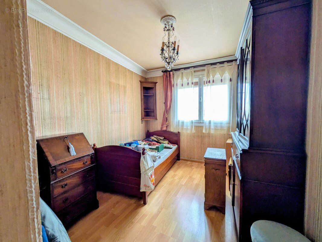 Appartement à MARSEILLE-14E