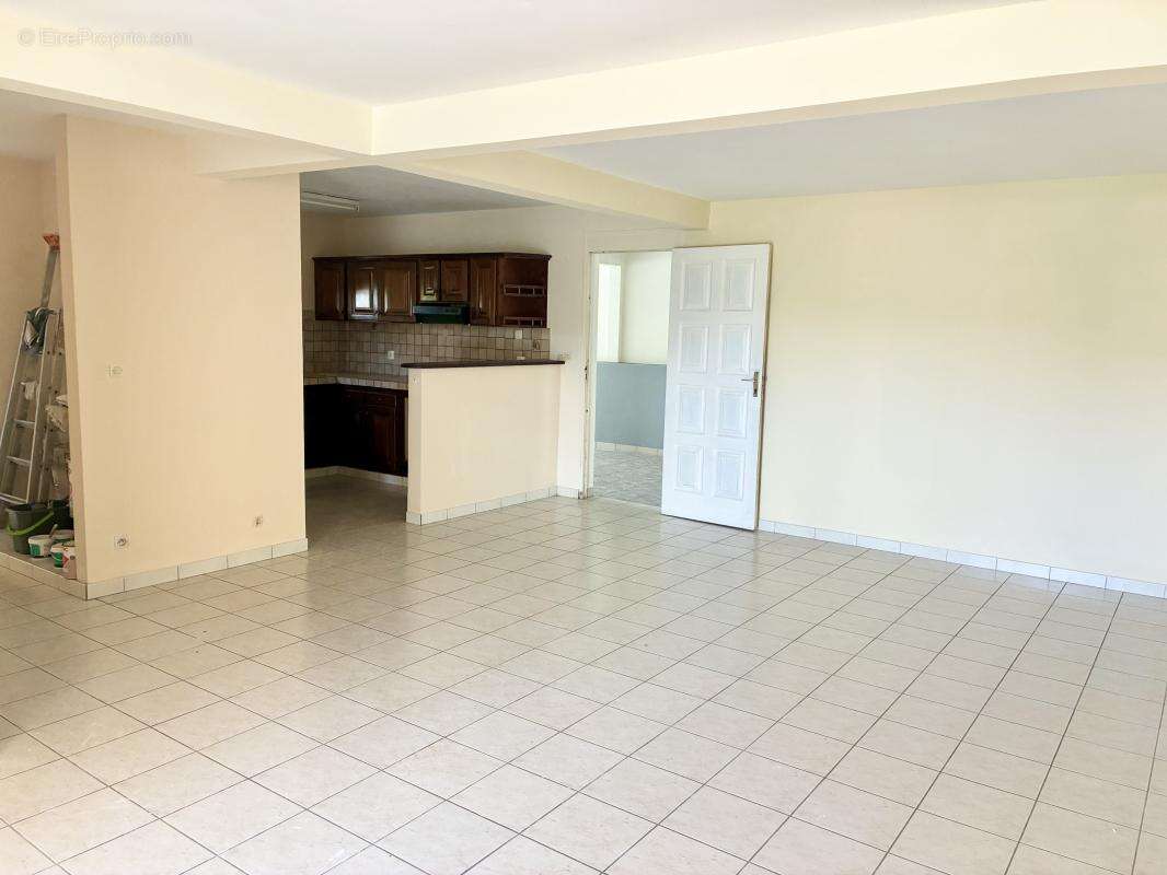 Appartement à SAINT-ESPRIT