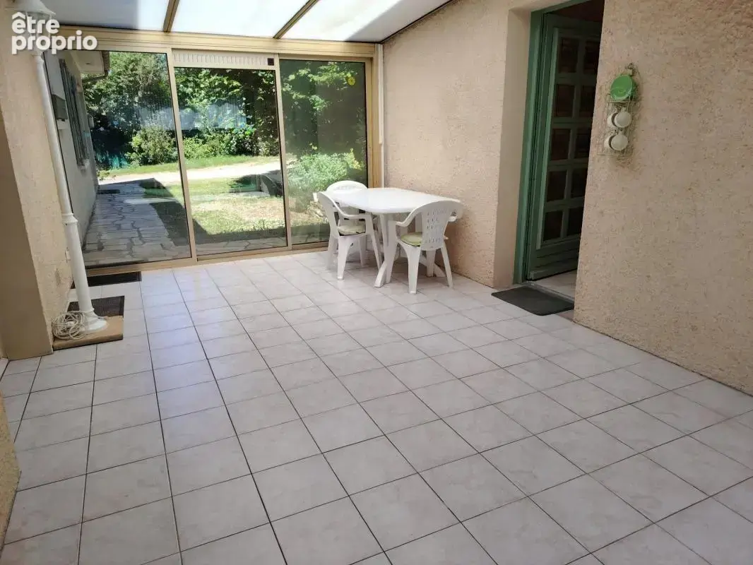 A vendre commune de Migné Auxances dans un environnement calme et verdoyant grande maison de plain pied de 180 m² - photo 4