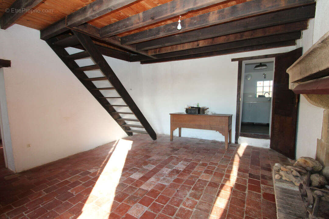 Maison à DIENNES-AUBIGNY