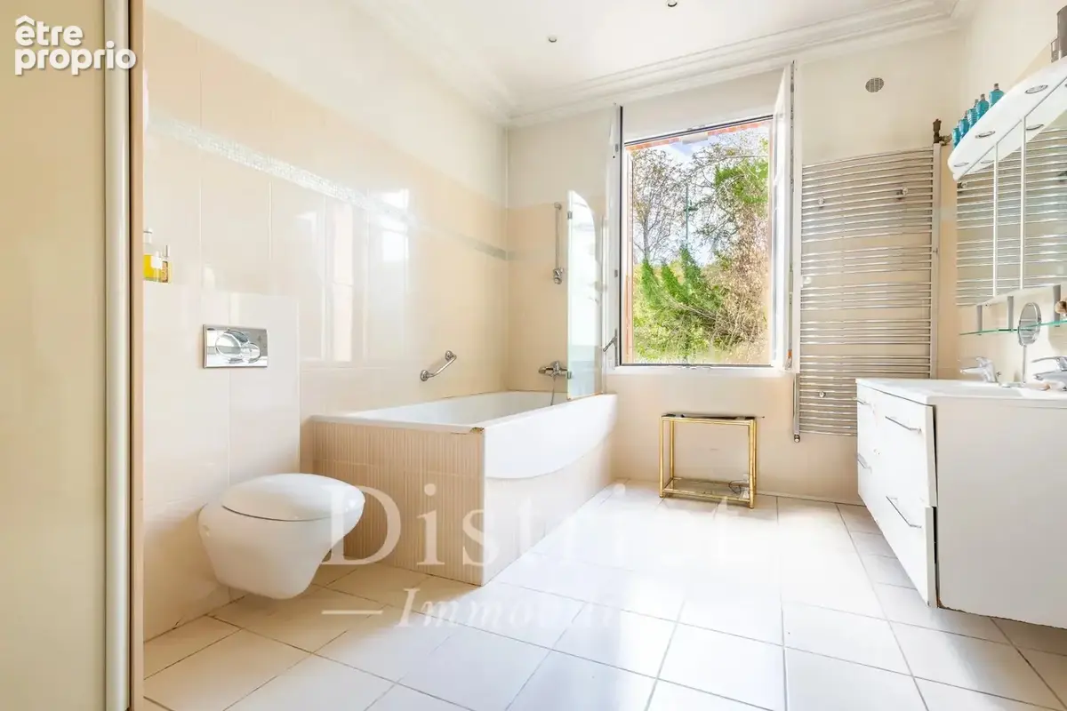Saint-Maurice – Demeure de charactère de 617m² avec dépendance - photo 10