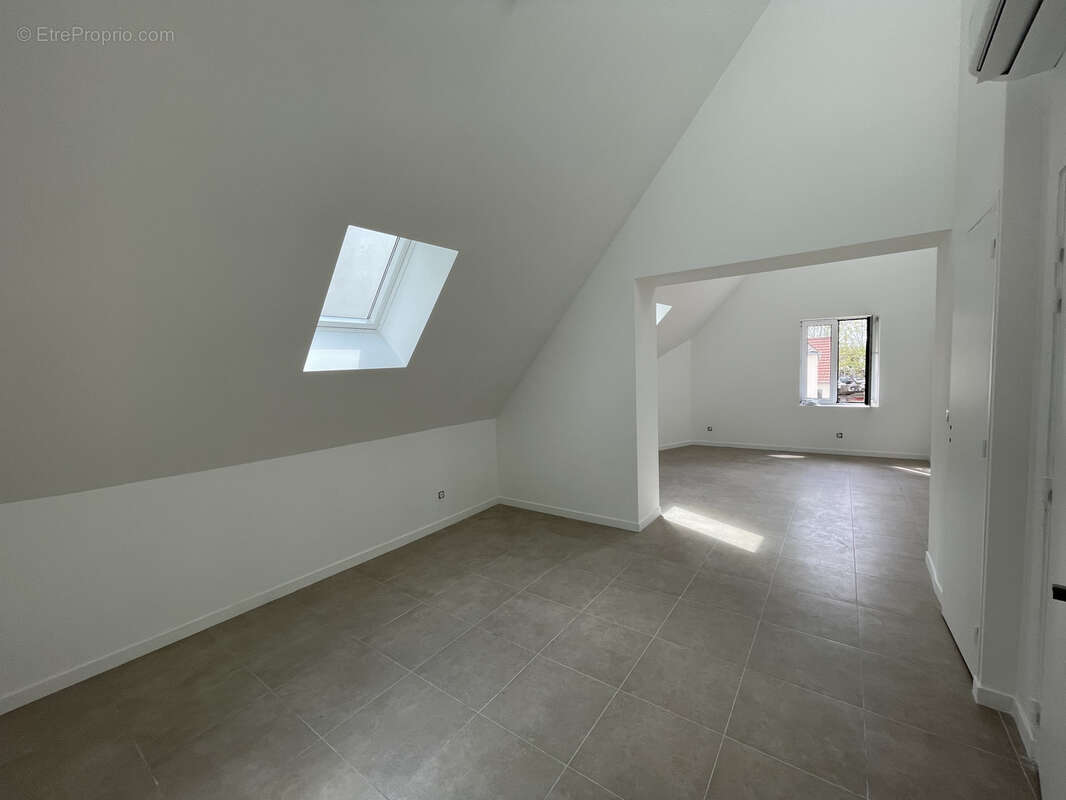 Appartement à VILLENEUVE-SAINT-GEORGES