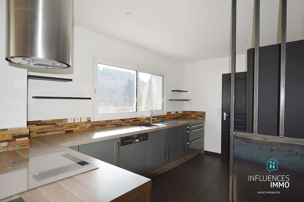 Appt T3 + garage (26000) - photo 4