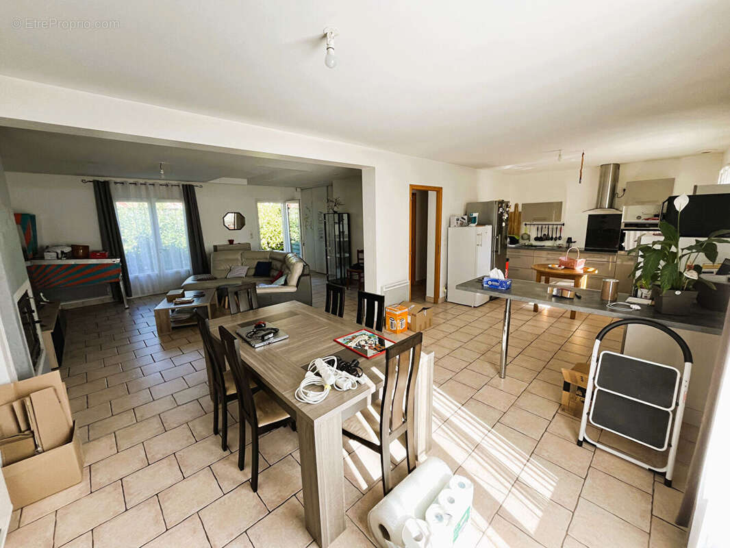 Maison à VILLEMANDEUR