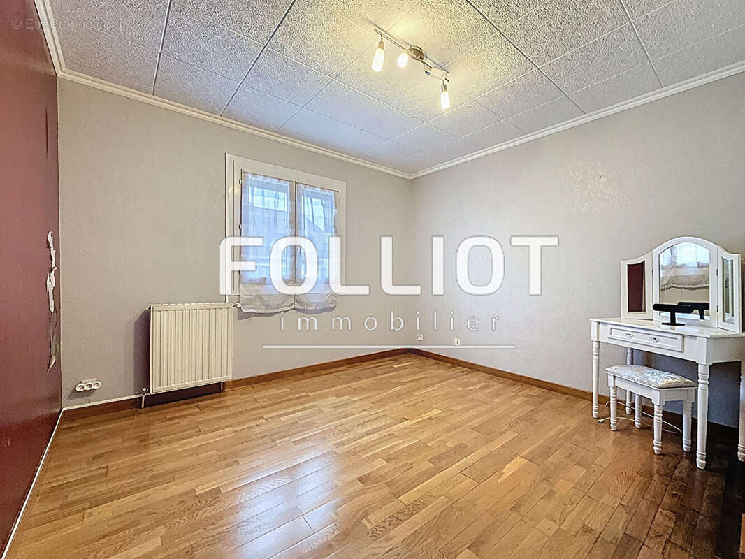 Maison à OUISTREHAM