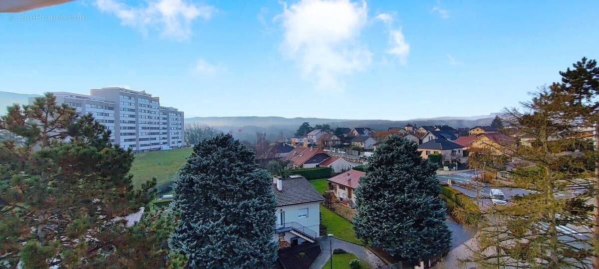 Appartement à SAINT-JULIEN-EN-GENEVOIS