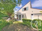 Maison à L&#039;ISLE-D&#039;ESPAGNAC