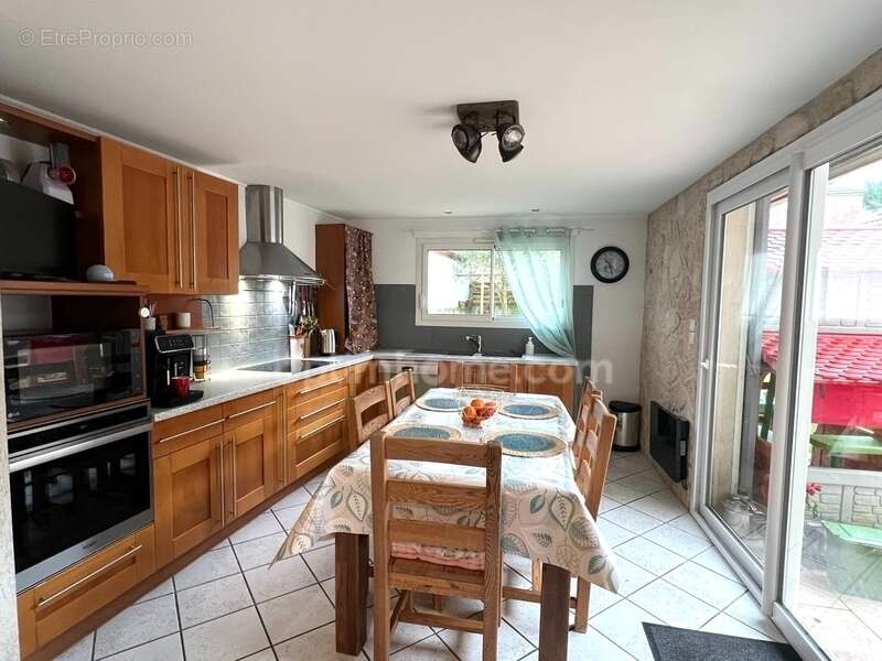 Maison de bourg 5 chambres - photo 5