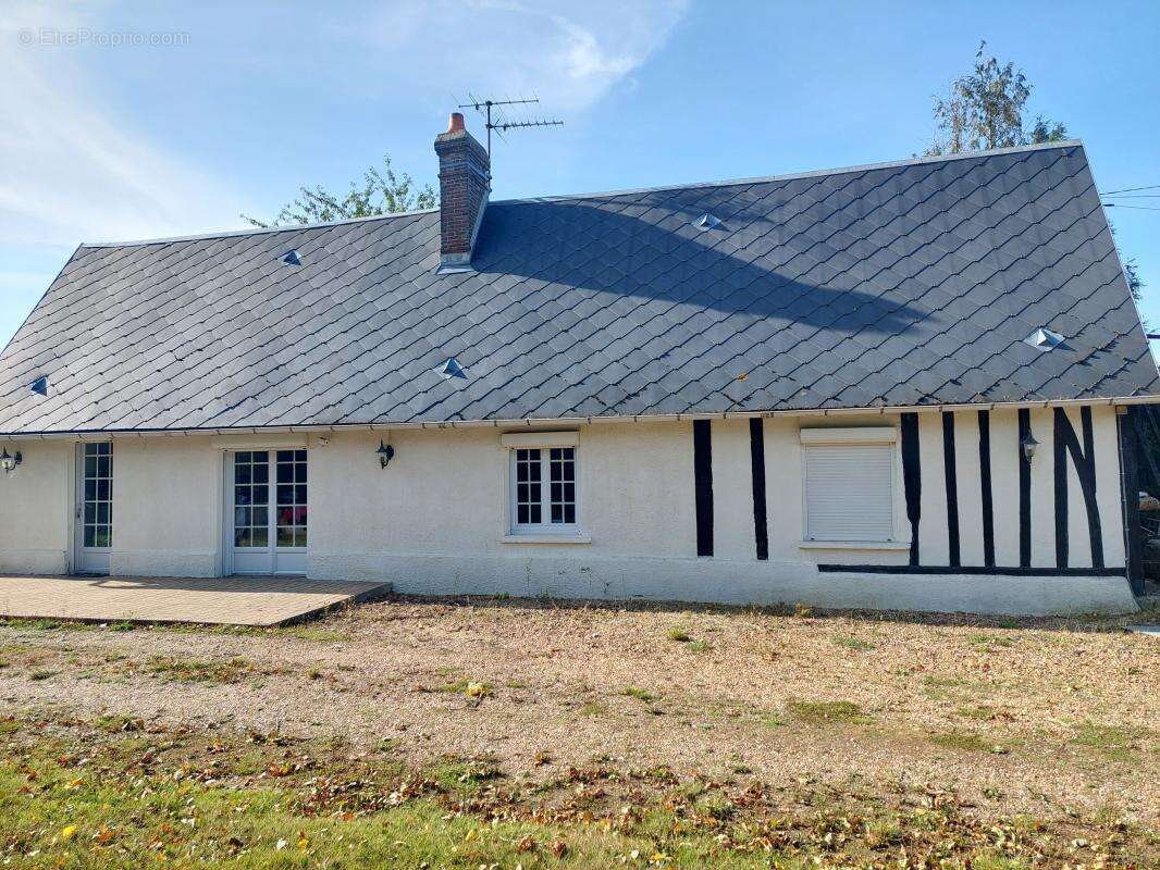 Maison à LE FIDELAIRE