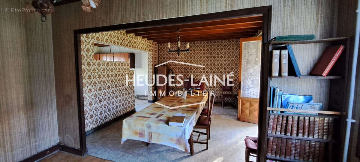 Maison à SAINT-HILAIRE-DU-HARCOUET