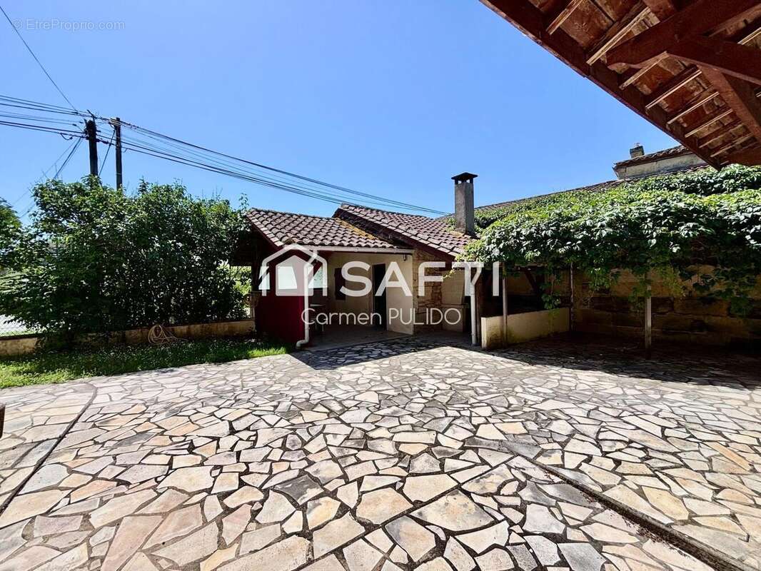 Maison 140 m² à Saint-Magne-De-Castillon  - photo 7
