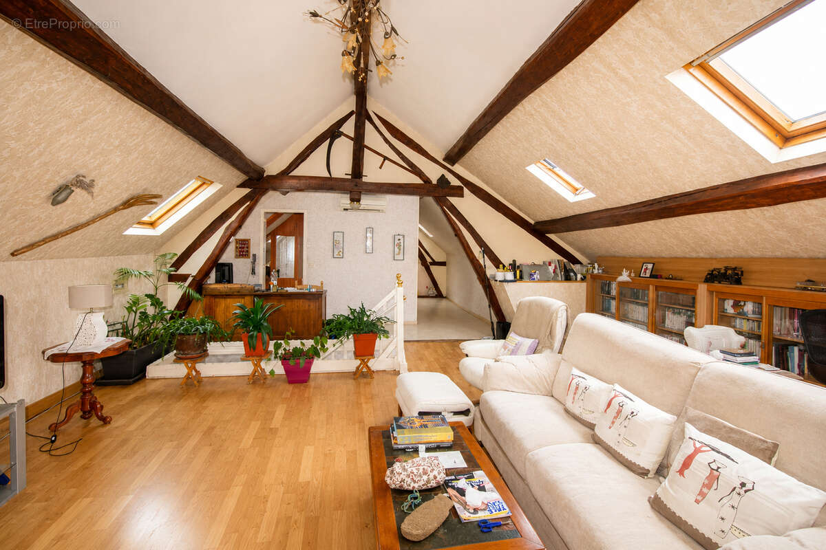 Maison  de caractère de 115 m² entre Maintenon et Chartres - photo 5