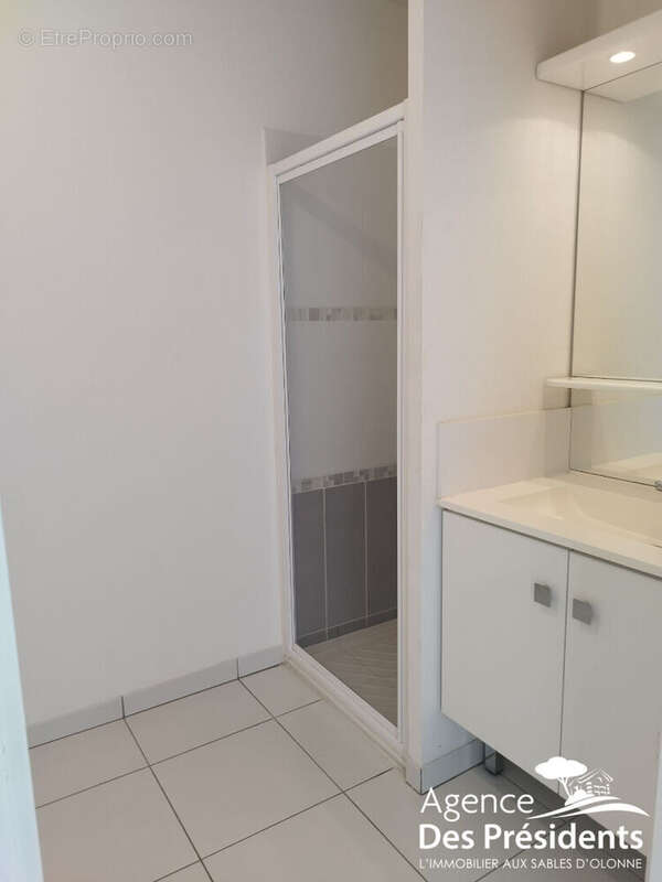 Appartement bourg chateau - photo 8