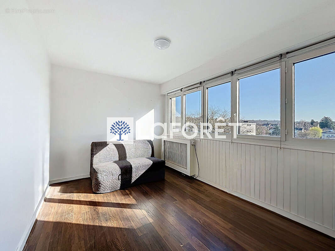 Appartement à NOISY-LE-ROI