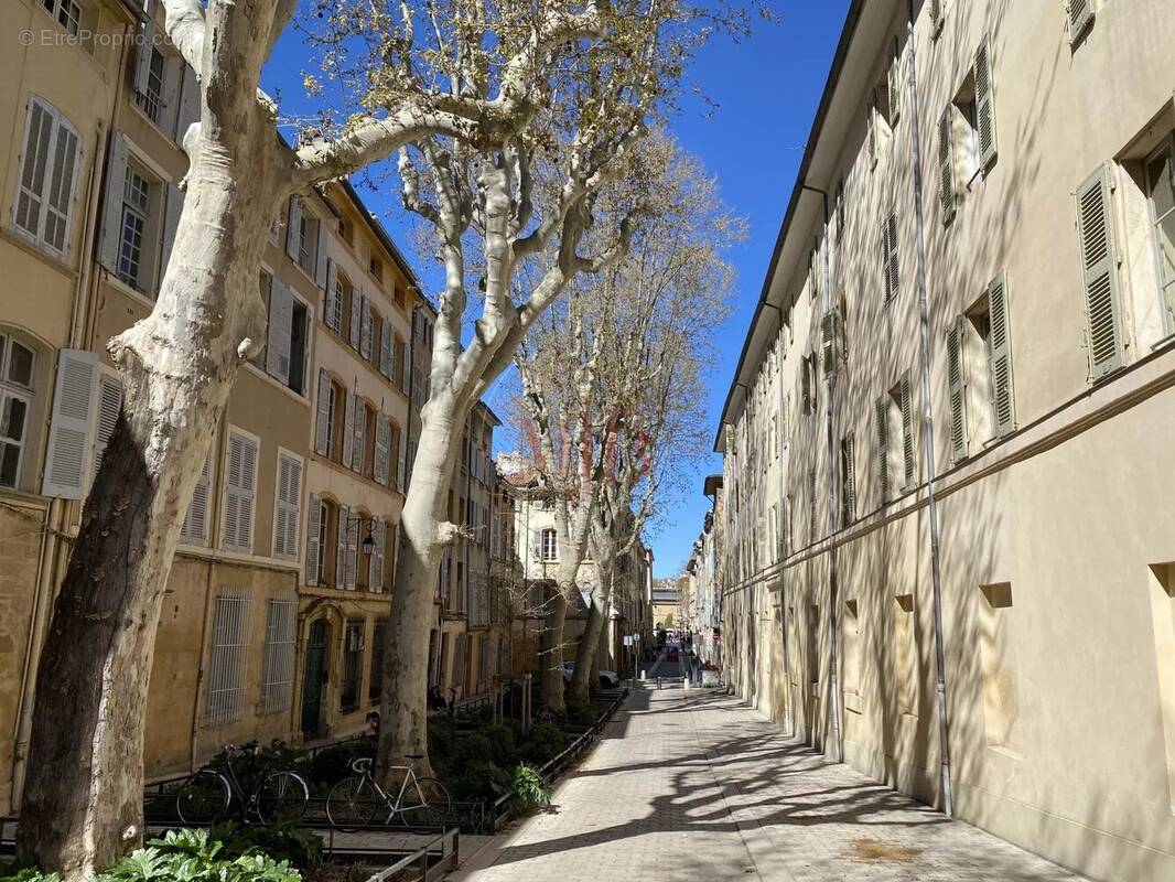 Appartement à AIX-EN-PROVENCE