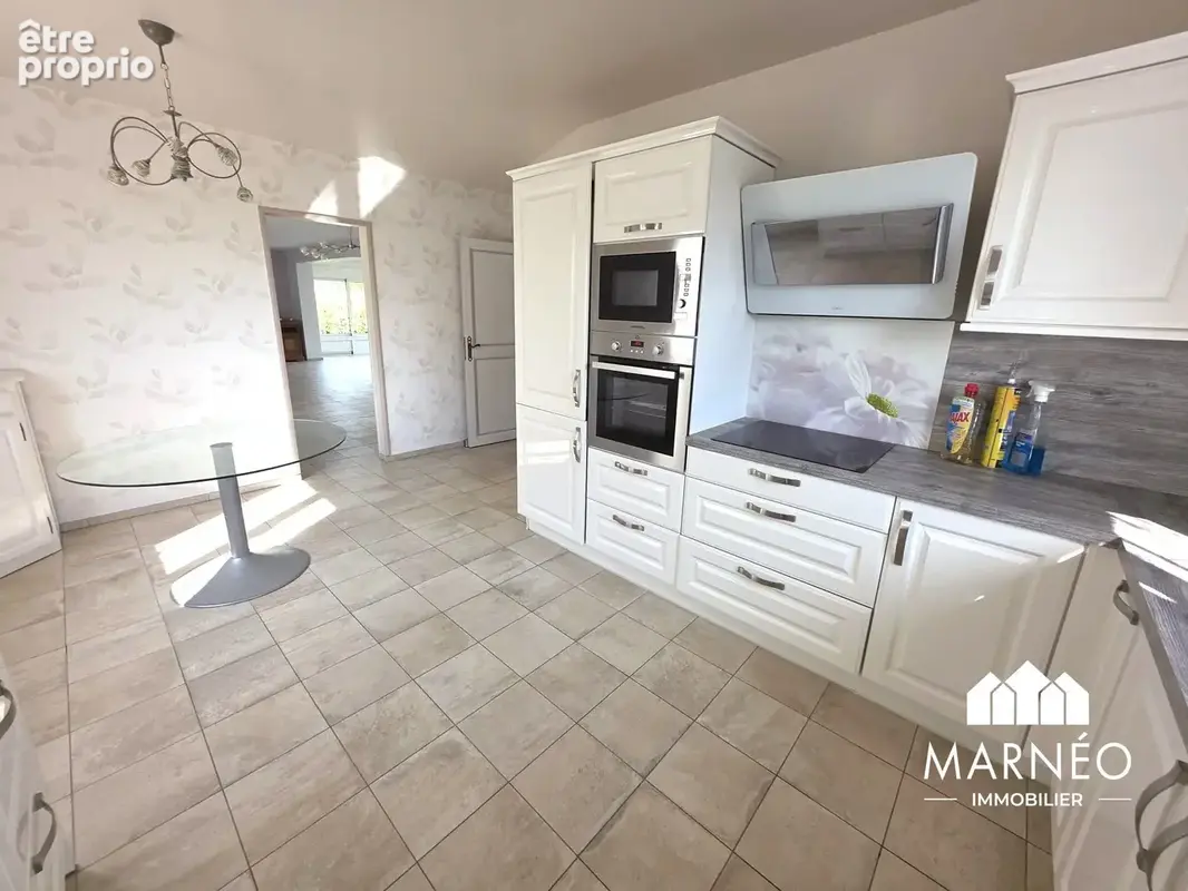 Maison 6 pièces 185 m² à vendre à Chalons-En-Champagne (51000) - photo 4