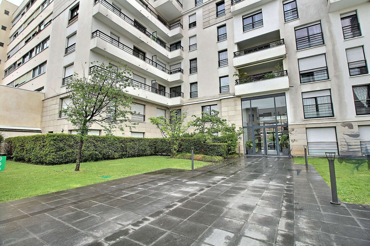 Appartement à COLOMBES