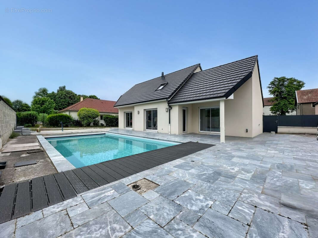 Maison de 160 m2 - FENAY/DOMOIS - photo 15