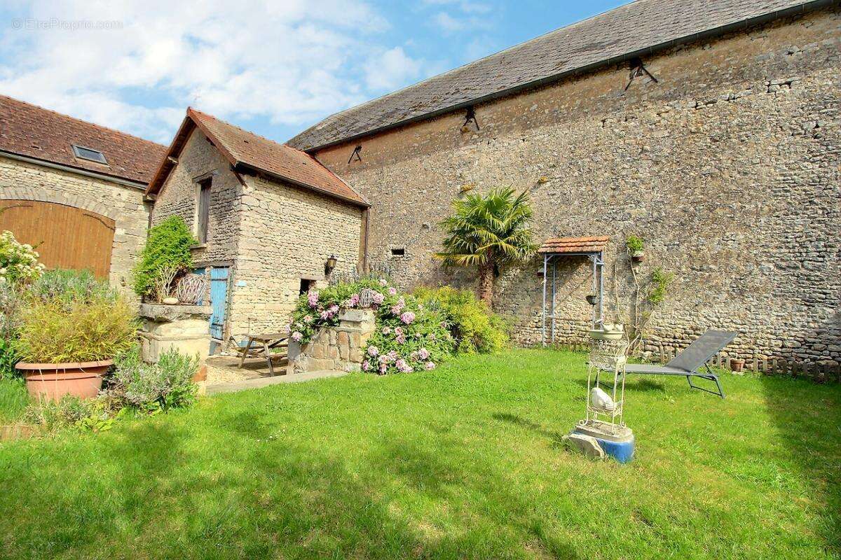 Maison à ANGERVILLE