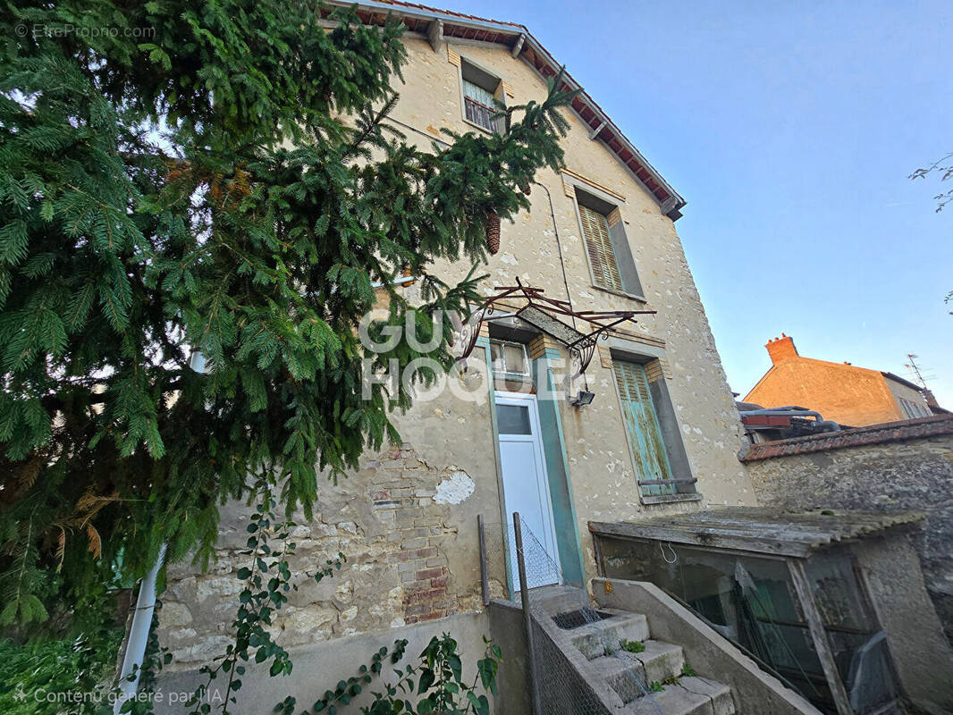 Maison à MALESHERBES