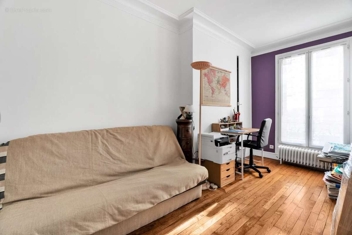 Appartement à LEVALLOIS-PERRET