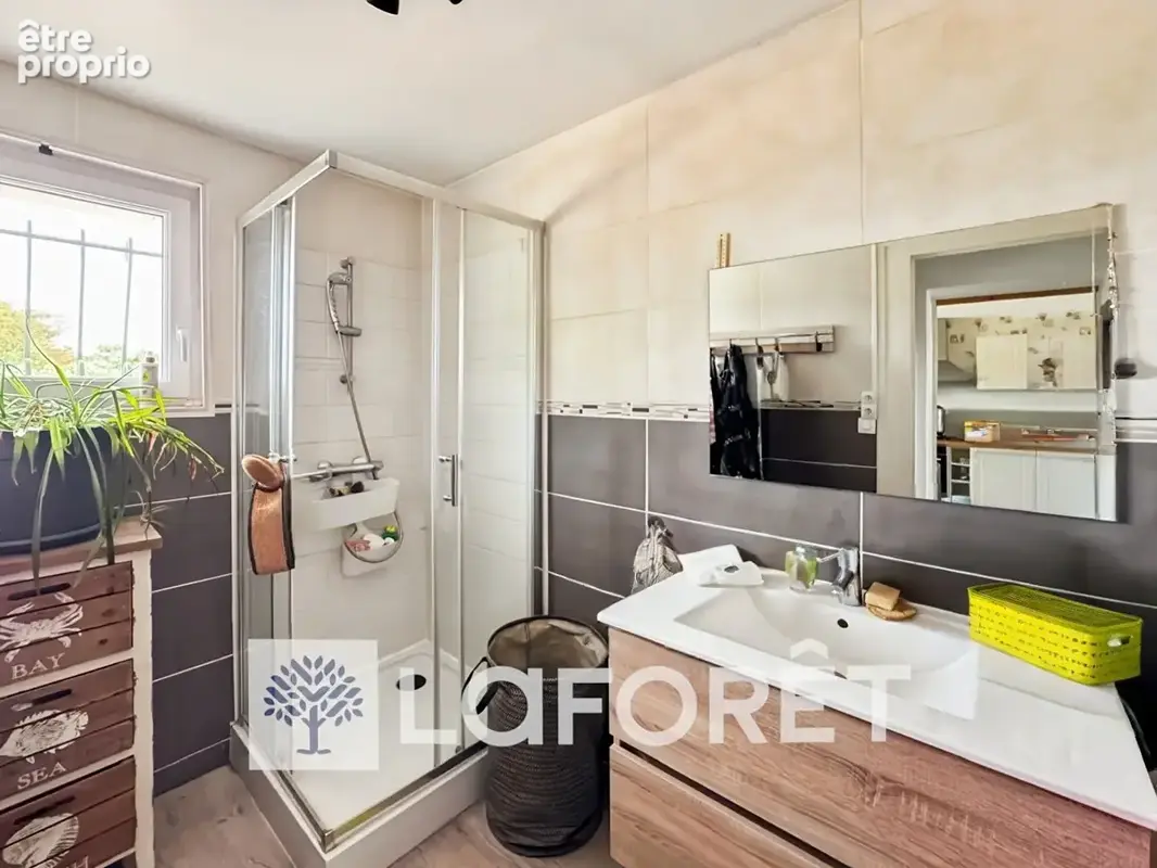 Ensemble immobilier - Maison + Gîte - 30 MIN DE ROYAN (17200) - photo 7