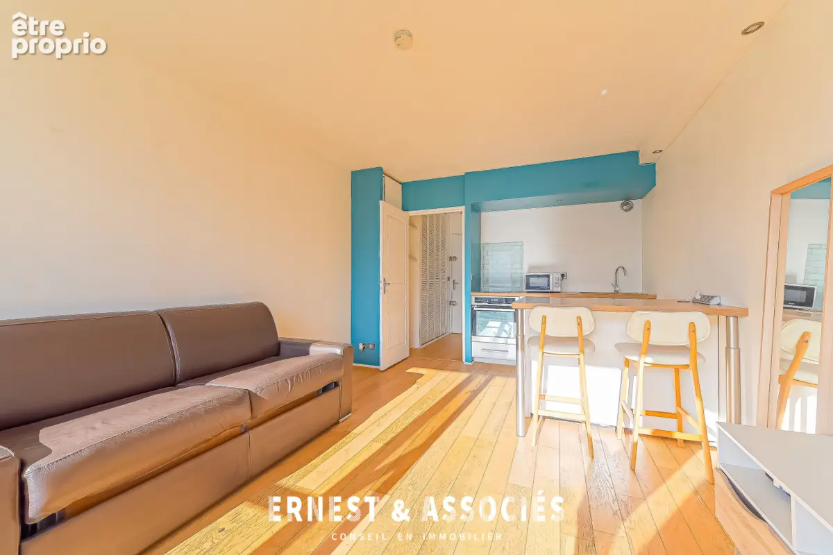 Appartement 1 pièce 25 m² à vendre à Paris-10e (75010) - photo 2