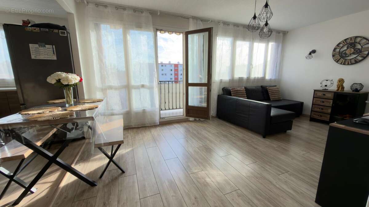 Appartement à NEUILLY-SUR-MARNE