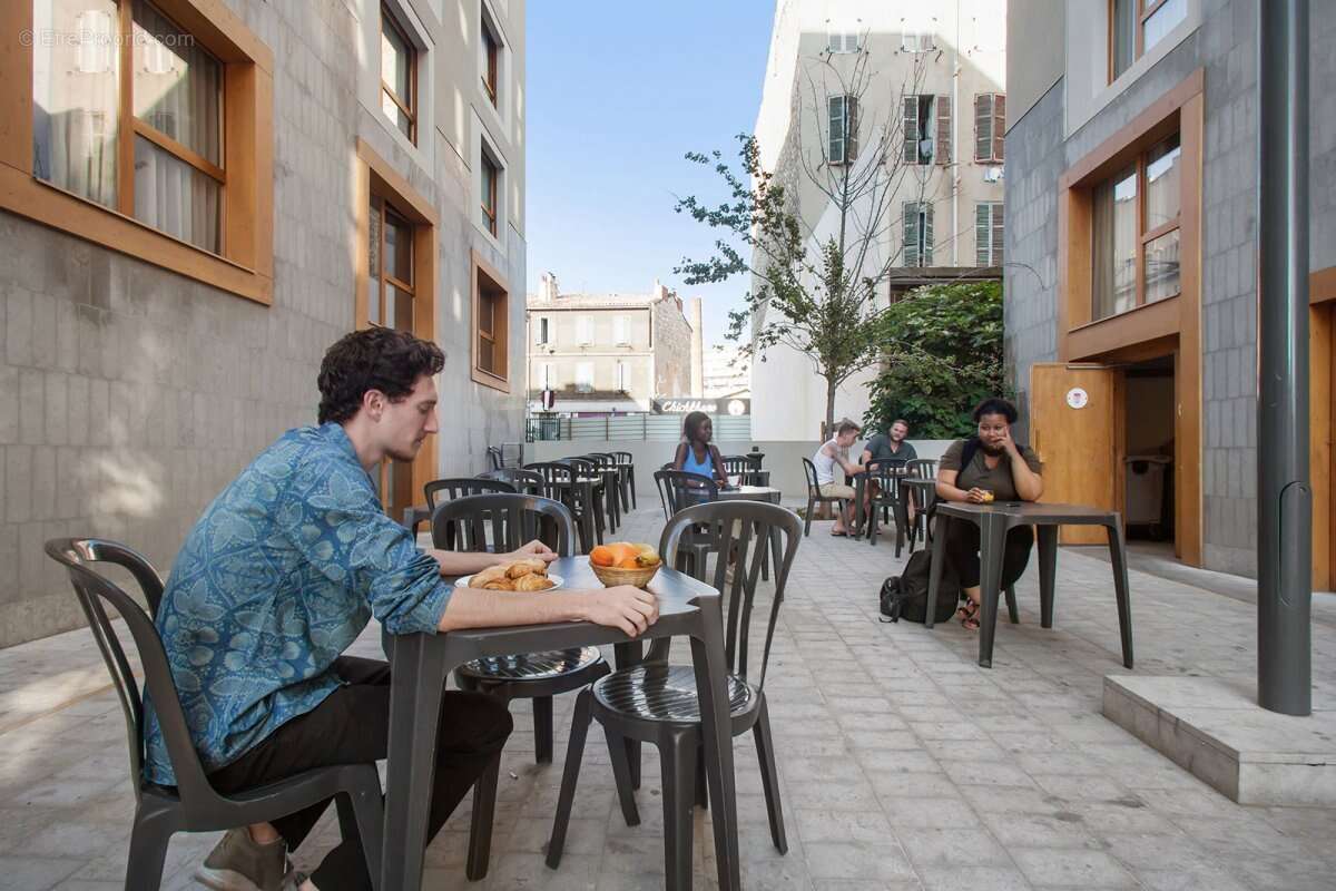 Appartement à MARSEILLE-2E