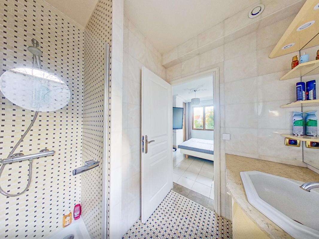 Maison à RUEIL-MALMAISON