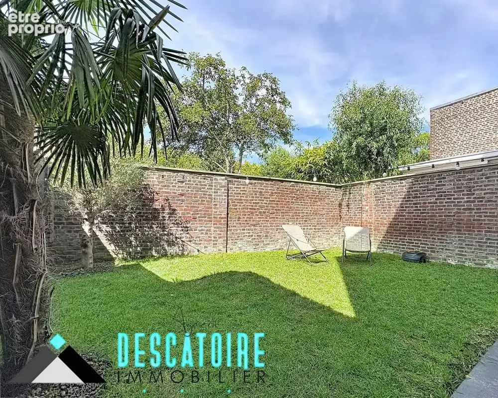 Maison familiale avec jardin et garages - photo 16