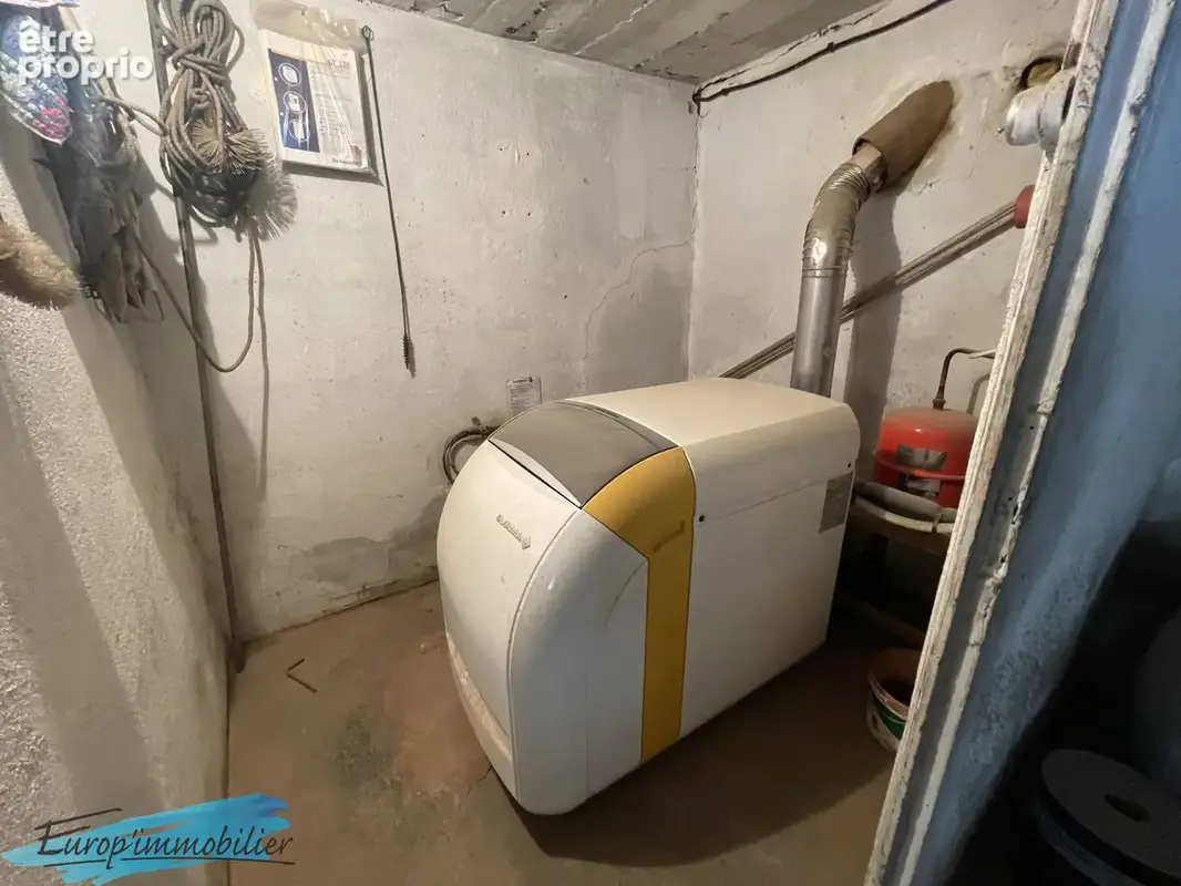 Atelier, bureaux, appartement et garage à Saint-Paul de Fenouillet - photo 18