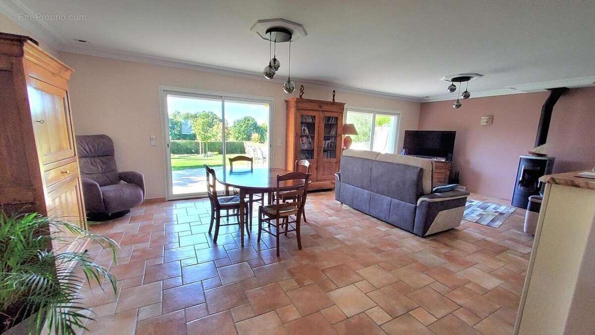 Photo 9 - Maison à NESMY