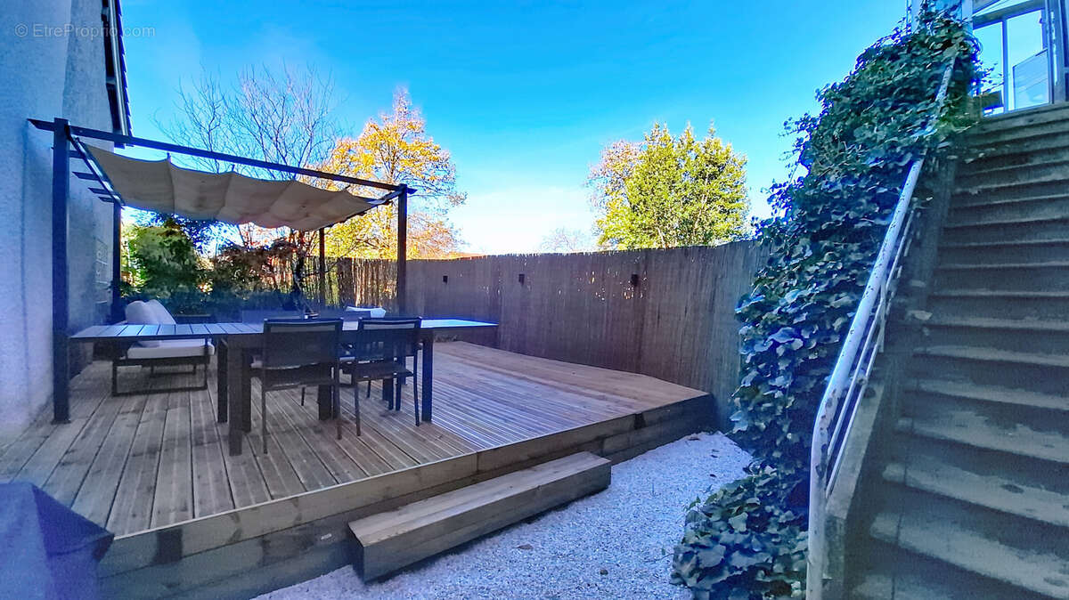 Appartement à IRIGNY