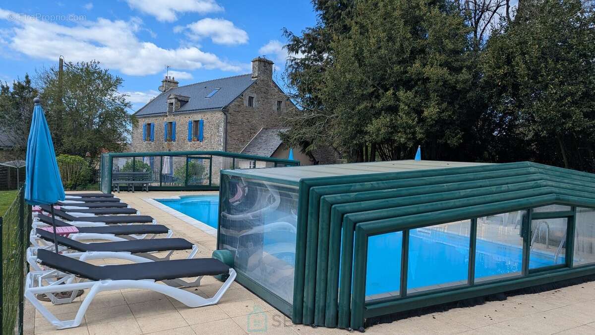 Grande maison en pierres de 265 m²  8 chambres  Fort potentiel d'accueil  Idéal gîte ou grande famille - photo 20