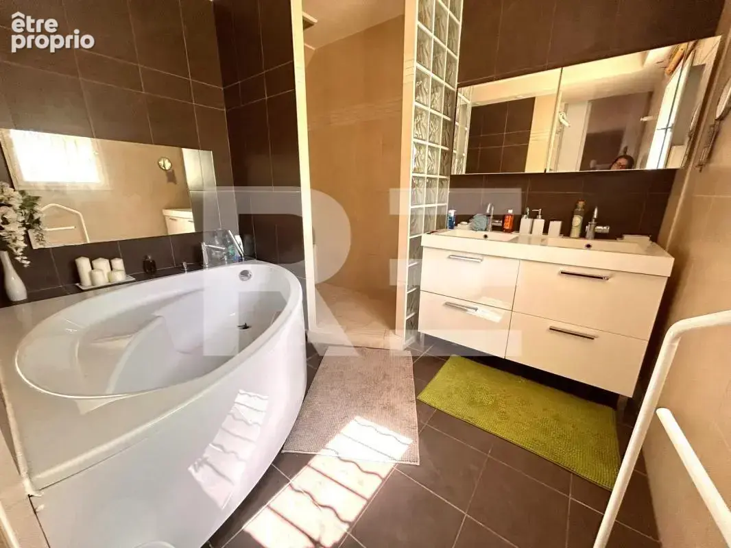 Maison de 180 m2 avec piscine et dépendance proche d'Alès - photo 9