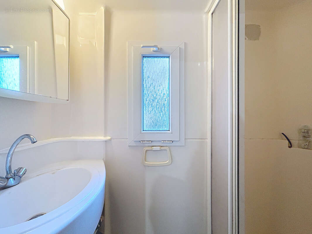 Maison à LISSAC-SUR-COUZE