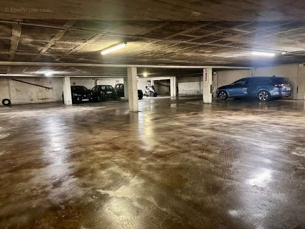 Parking à NICE
