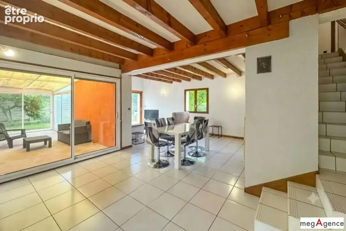 Maison à BLANQUEFORT